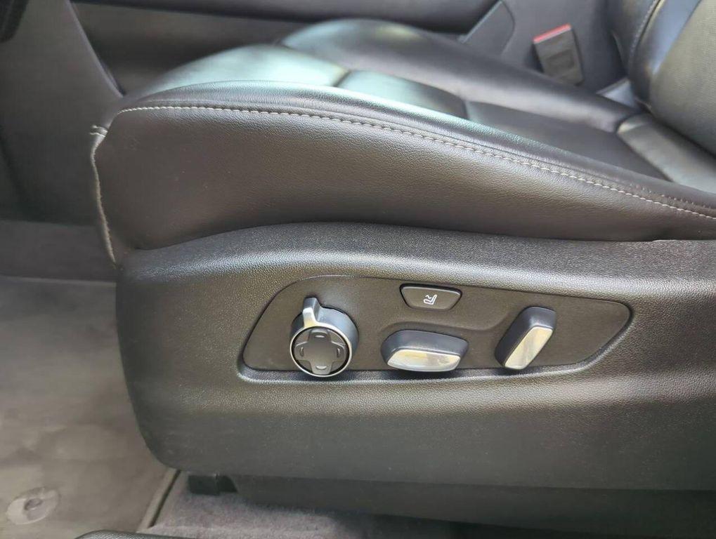 used 2020 Cadillac XT4 car, priced at $23,995