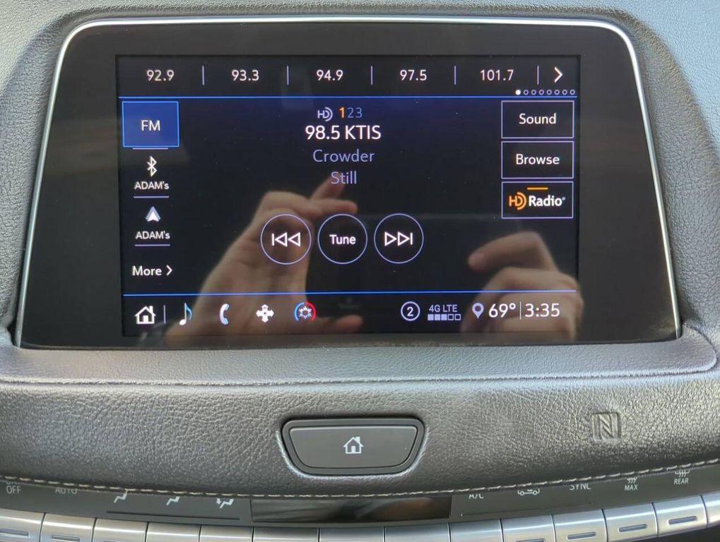 used 2020 Cadillac XT4 car, priced at $23,995