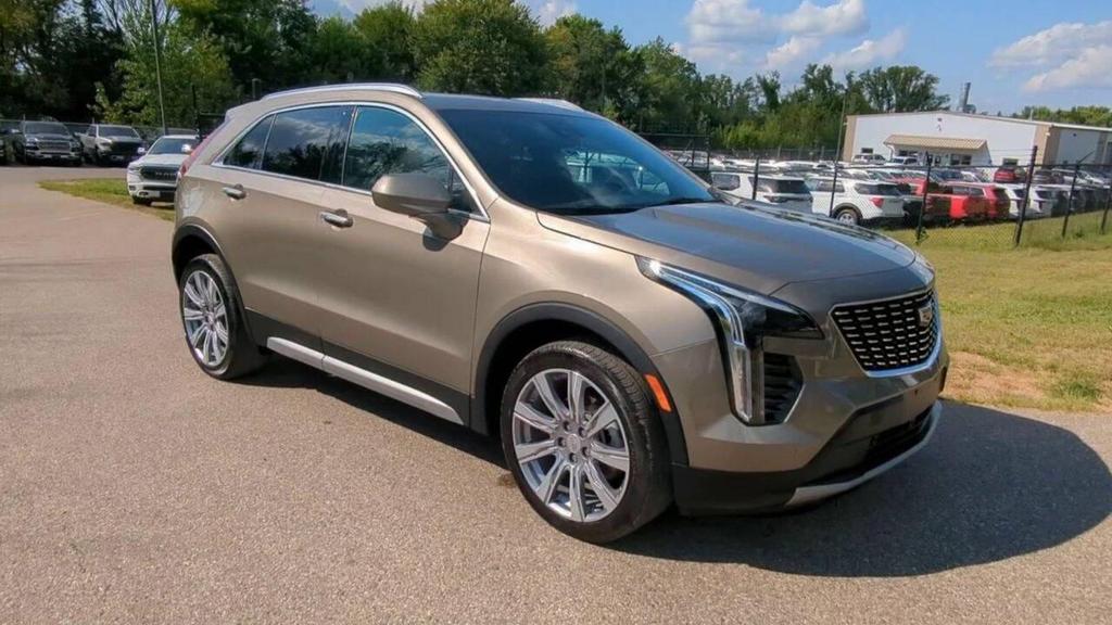 used 2020 Cadillac XT4 car, priced at $23,995