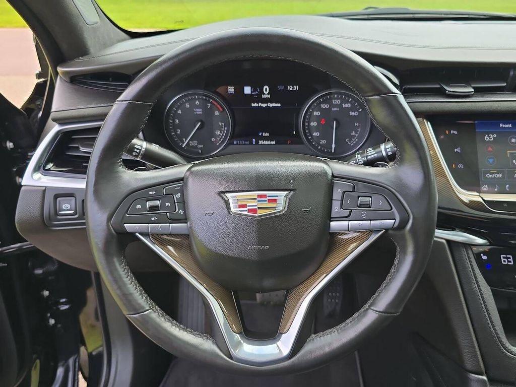 used 2023 Cadillac XT6 car, priced at $34,766
