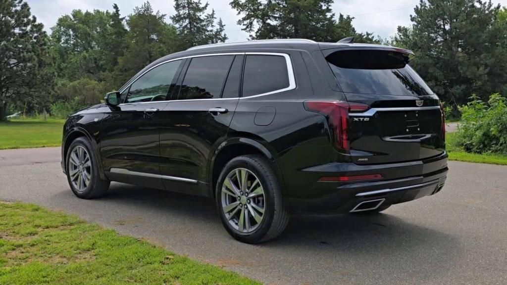 used 2023 Cadillac XT6 car, priced at $34,766