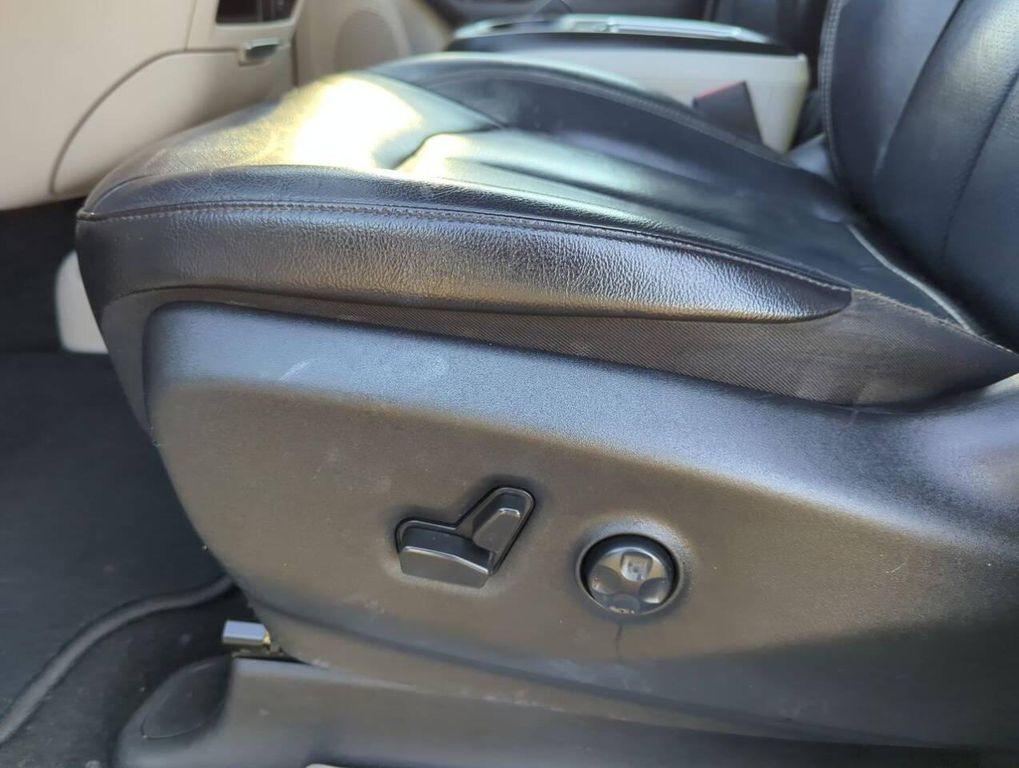 used 2022 Chrysler Pacifica car, priced at $18,952