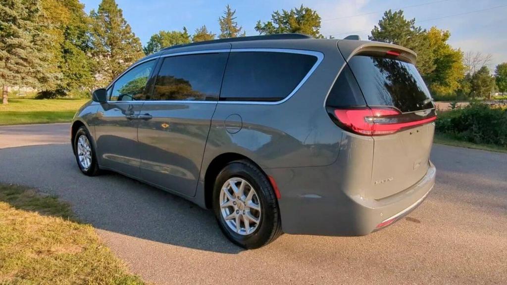 used 2022 Chrysler Pacifica car, priced at $18,952