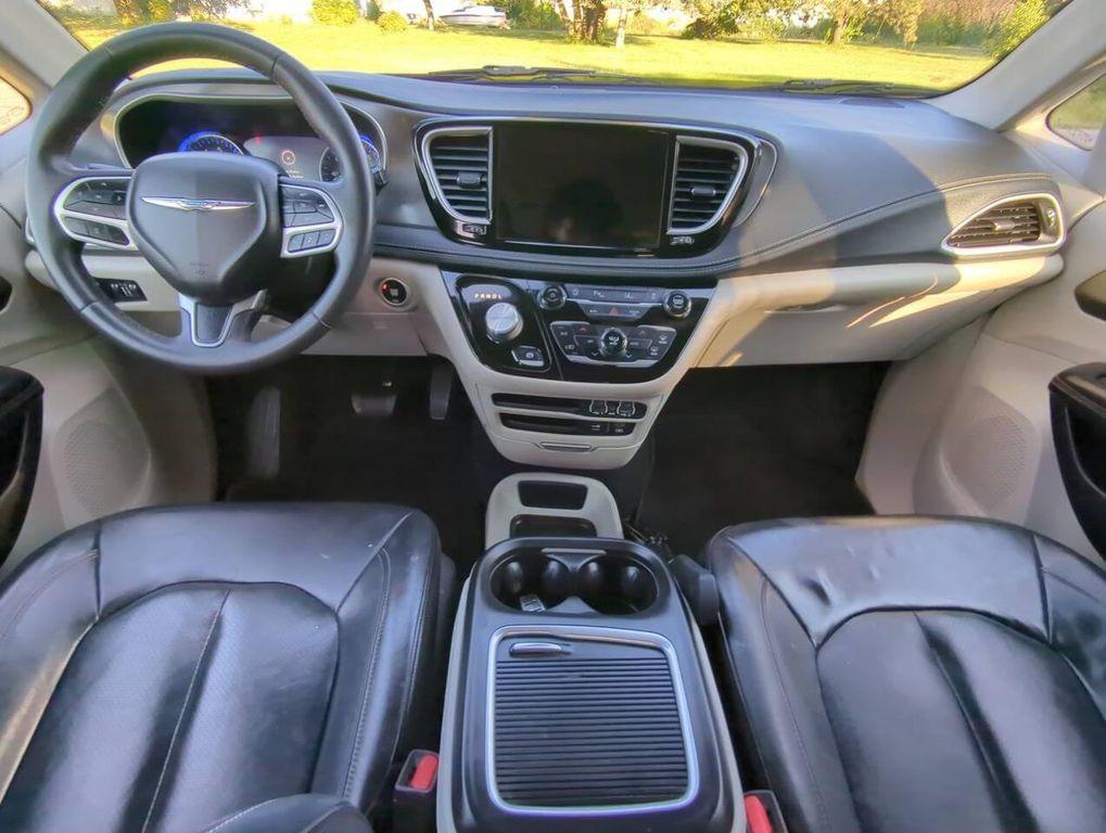 used 2022 Chrysler Pacifica car, priced at $18,952