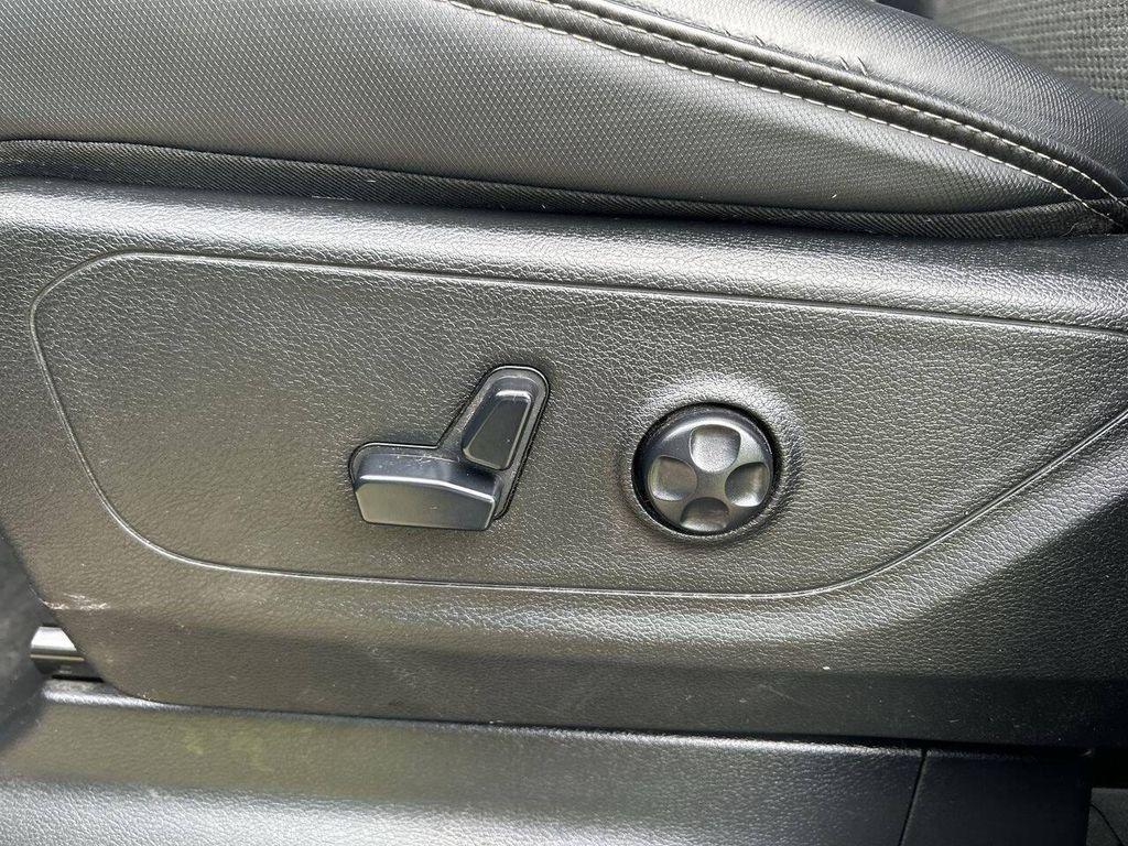 used 2020 Ram 1500 car, priced at $34,522