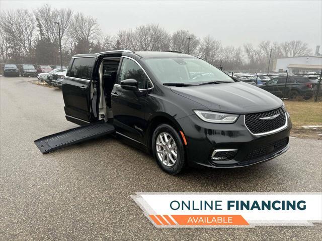 used 2021 Chrysler Pacifica car, priced at $38,524