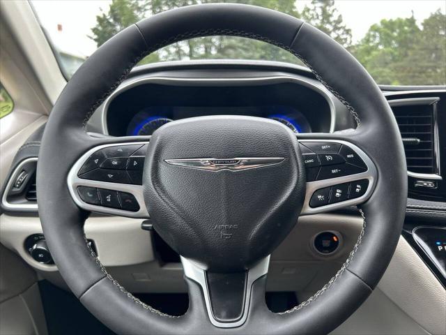 used 2022 Chrysler Pacifica car, priced at $38,995