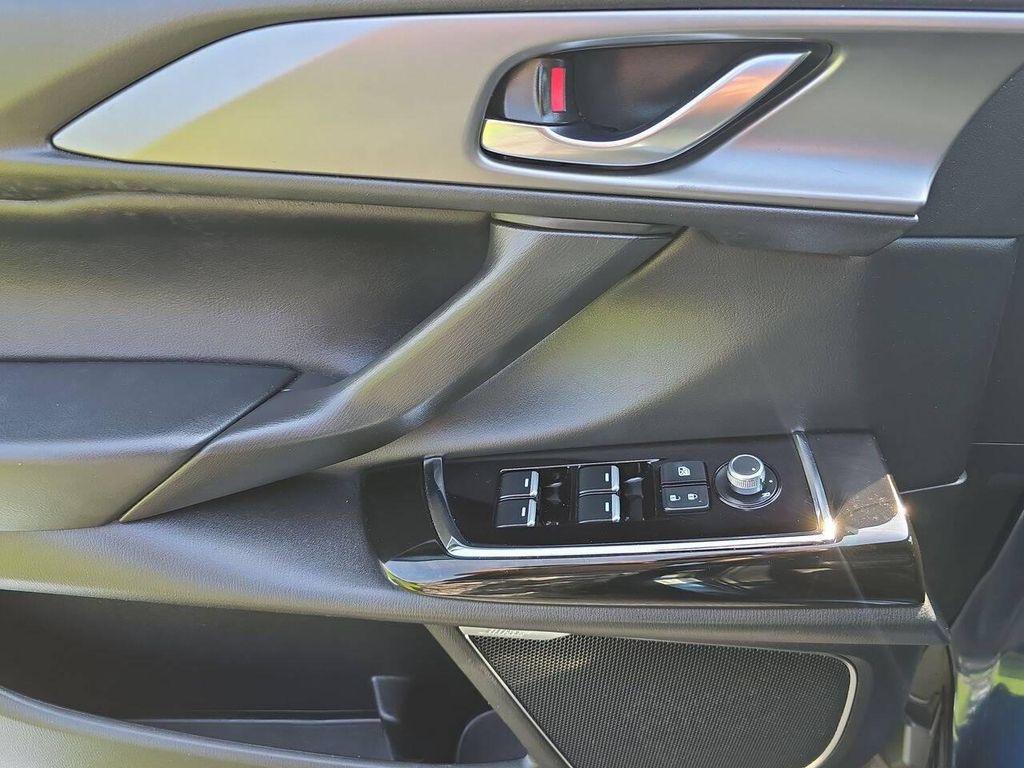 used 2022 Mazda CX-9 car, priced at $21,871