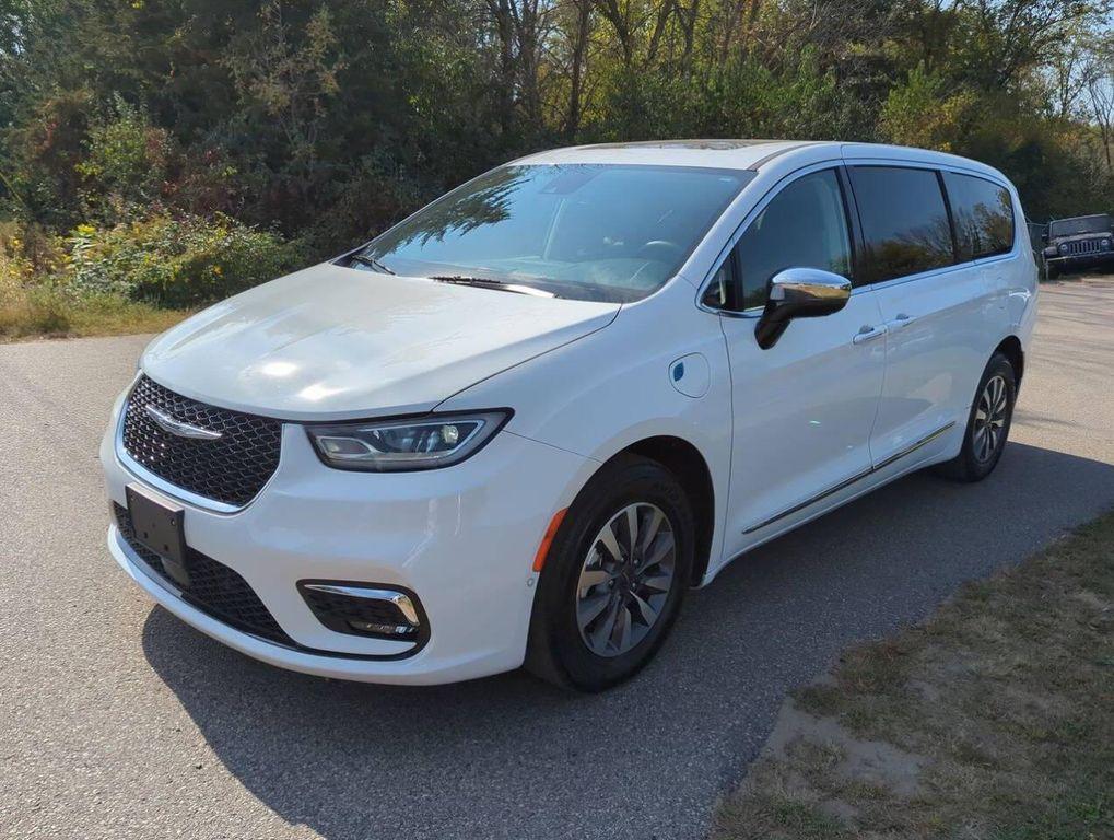 used 2023 Chrysler Pacifica Hybrid car, priced at $28,453