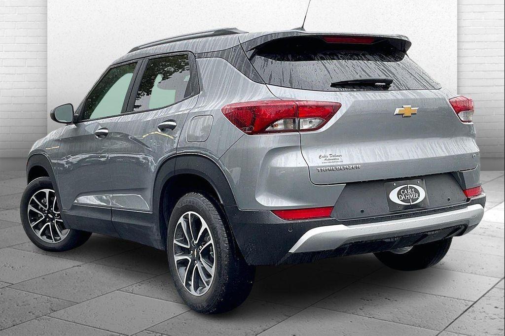 used 2024 Chevrolet TrailBlazer car, priced at $22,300