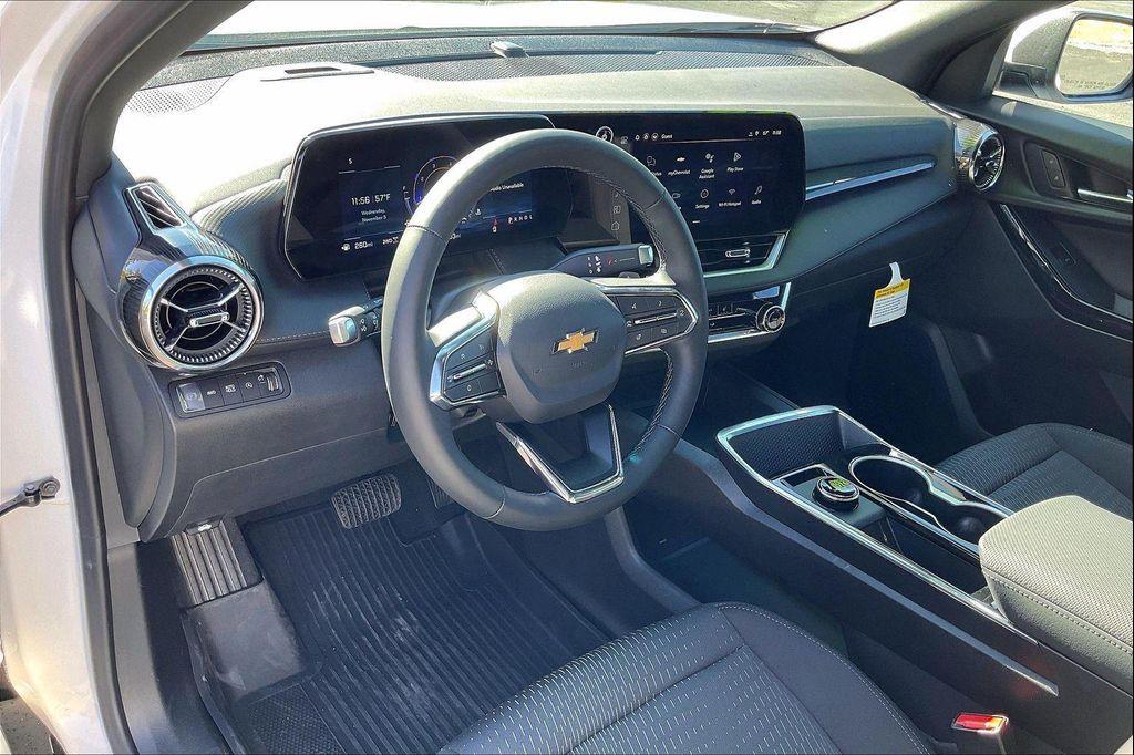 new 2026 Chevrolet Equinox car, priced at $30,820