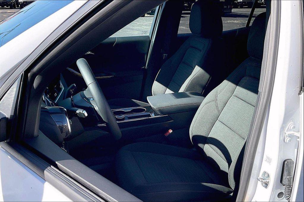 new 2026 Chevrolet Equinox car, priced at $30,820