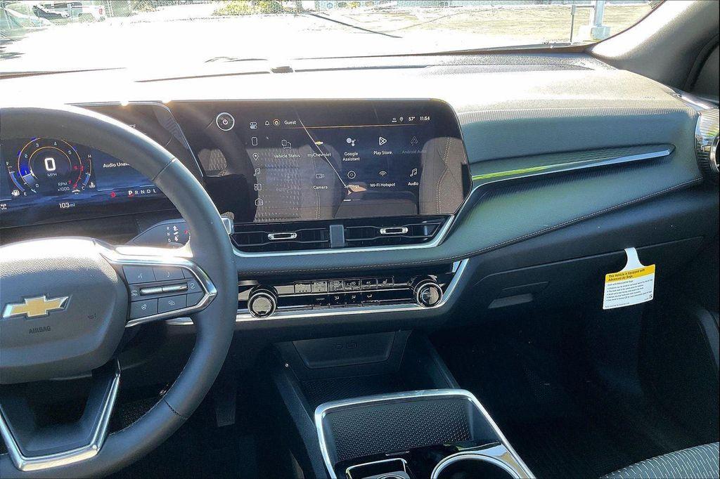 new 2026 Chevrolet Equinox car, priced at $30,820