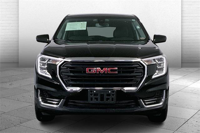 used 2024 GMC Terrain car, priced at $25,000