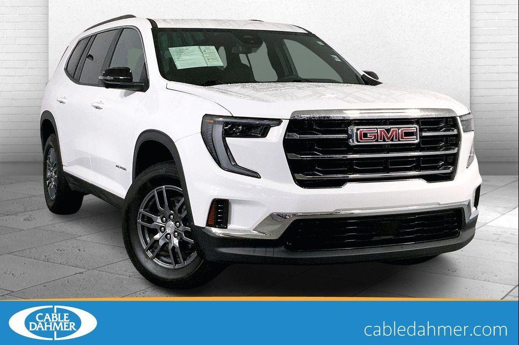 used 2025 GMC Acadia car, priced at $32,900
