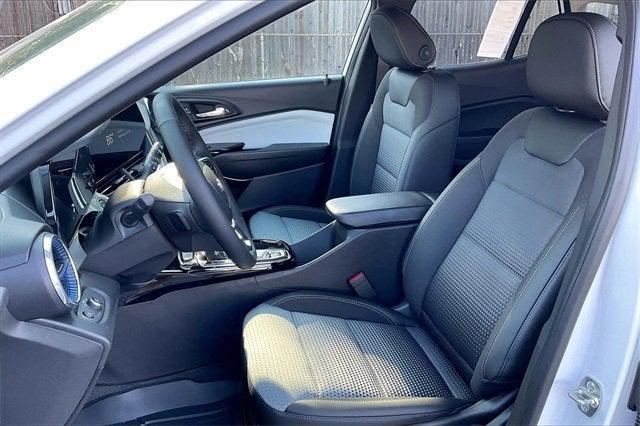 new 2025 Chevrolet Trax car, priced at $26,590