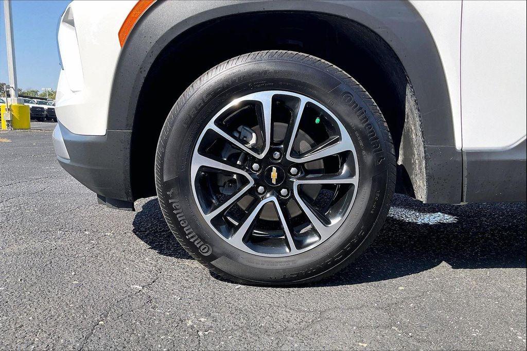 used 2024 Chevrolet TrailBlazer car, priced at $23,300