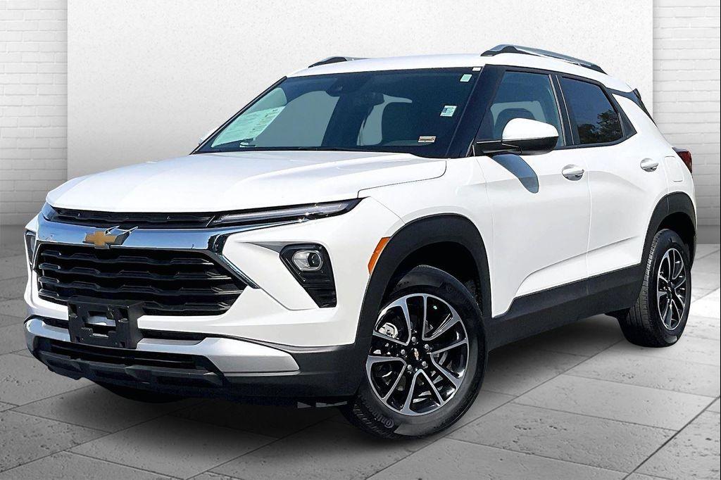 used 2024 Chevrolet TrailBlazer car, priced at $23,300