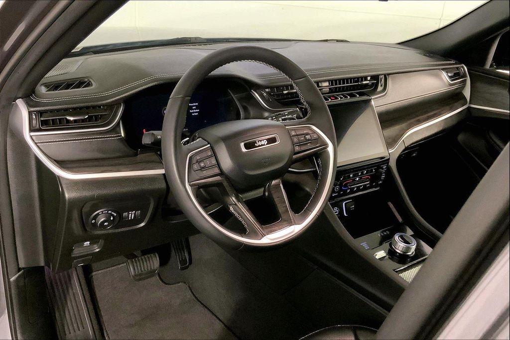 used 2024 Jeep Grand Cherokee L car, priced at $30,500