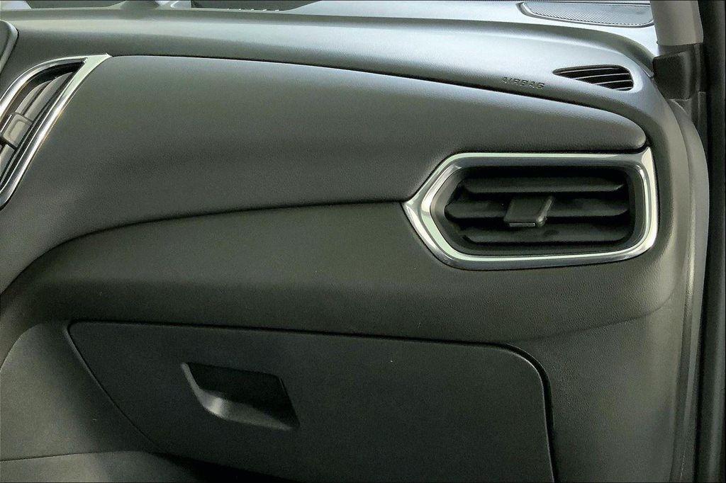 used 2023 Chevrolet Equinox car, priced at $20,900