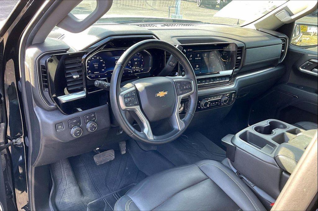 used 2024 Chevrolet Silverado 1500 car, priced at $40,900
