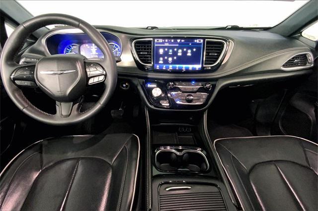 used 2022 Chrysler Pacifica Hybrid car, priced at $26,000