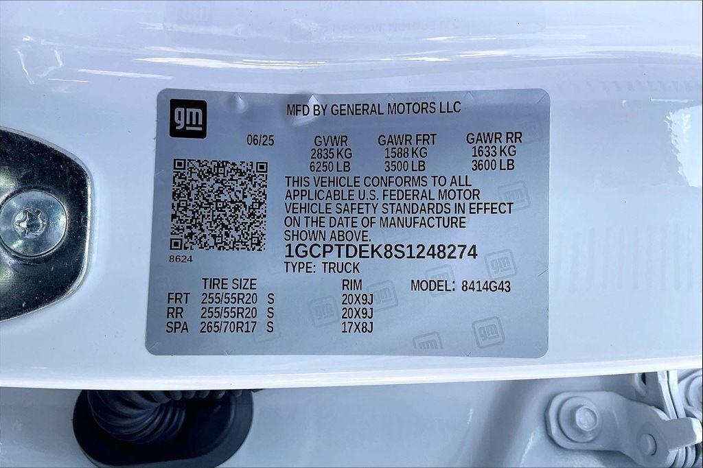 new 2025 Chevrolet Colorado car, priced at $43,875