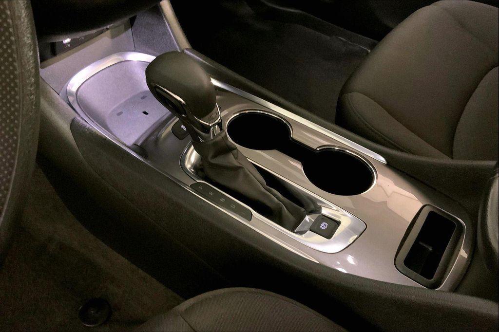used 2024 Chevrolet Malibu car, priced at $18,600