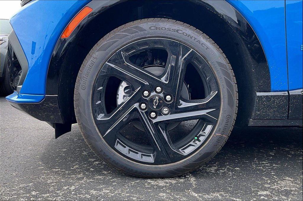 new 2025 Chevrolet Equinox EV car, priced at $54,030