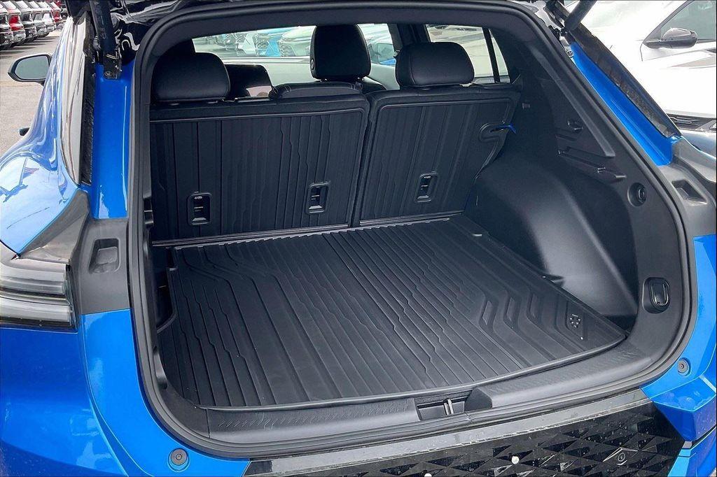 new 2025 Chevrolet Equinox EV car, priced at $54,030