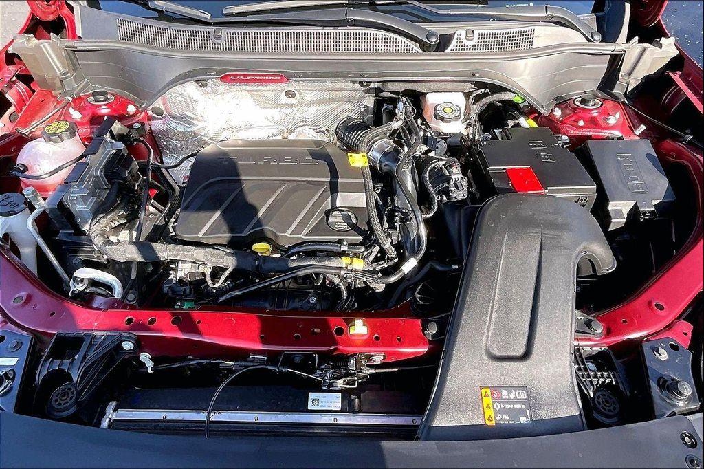 used 2025 Chevrolet Trax car, priced at $23,500