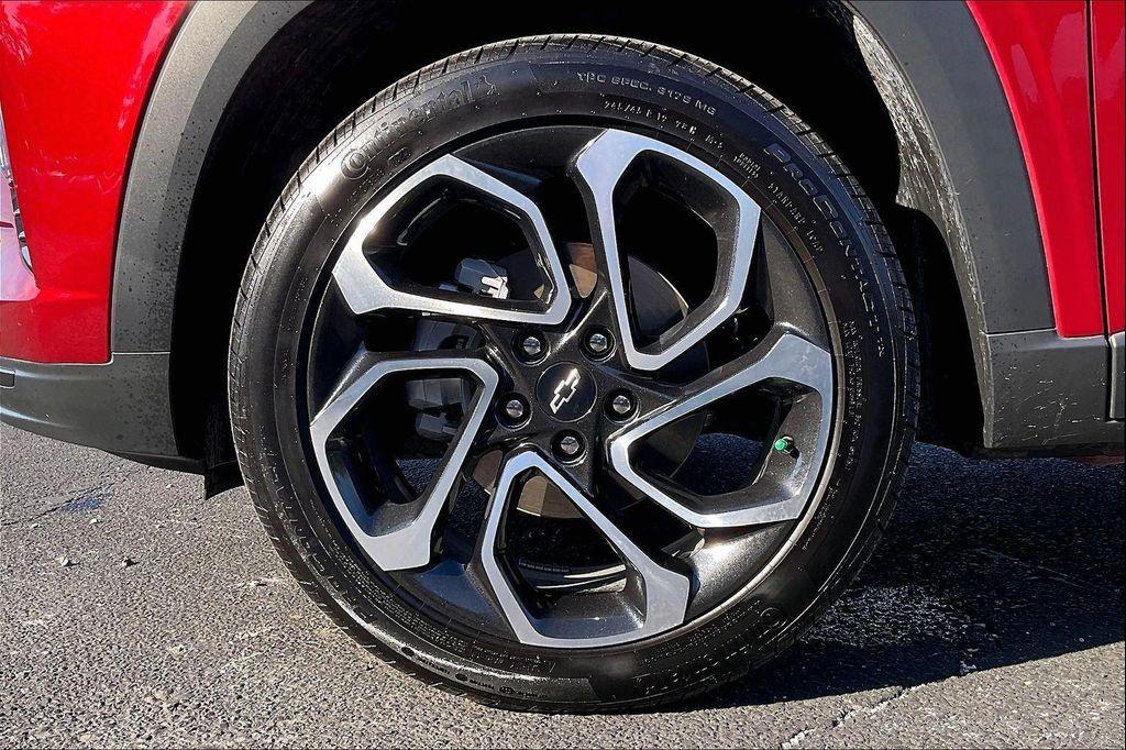 used 2025 Chevrolet Trax car, priced at $23,500