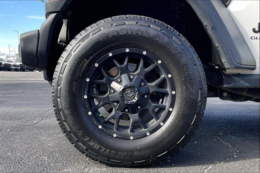 used 2020 Jeep Gladiator car, priced at $21,900