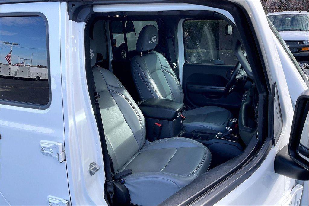 used 2020 Jeep Gladiator car, priced at $21,900