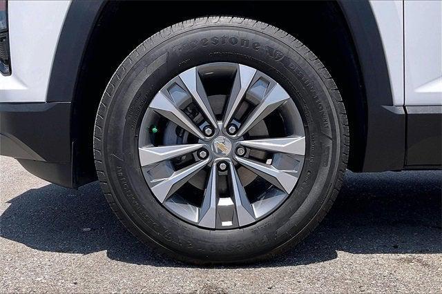 used 2025 Chevrolet Equinox car, priced at $27,000