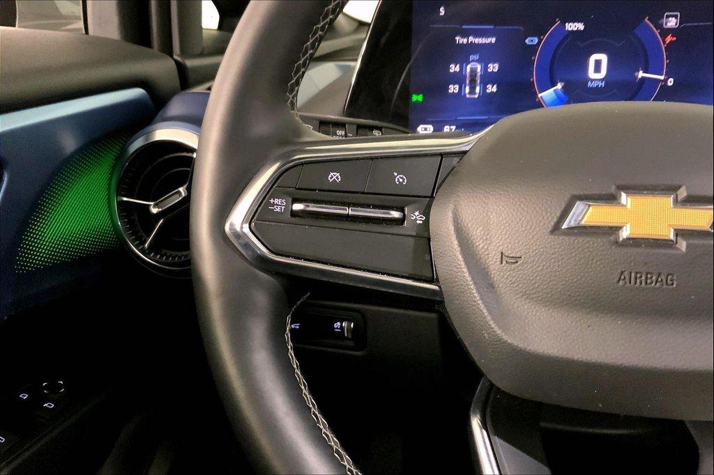 used 2025 Chevrolet Equinox EV car, priced at $23,000