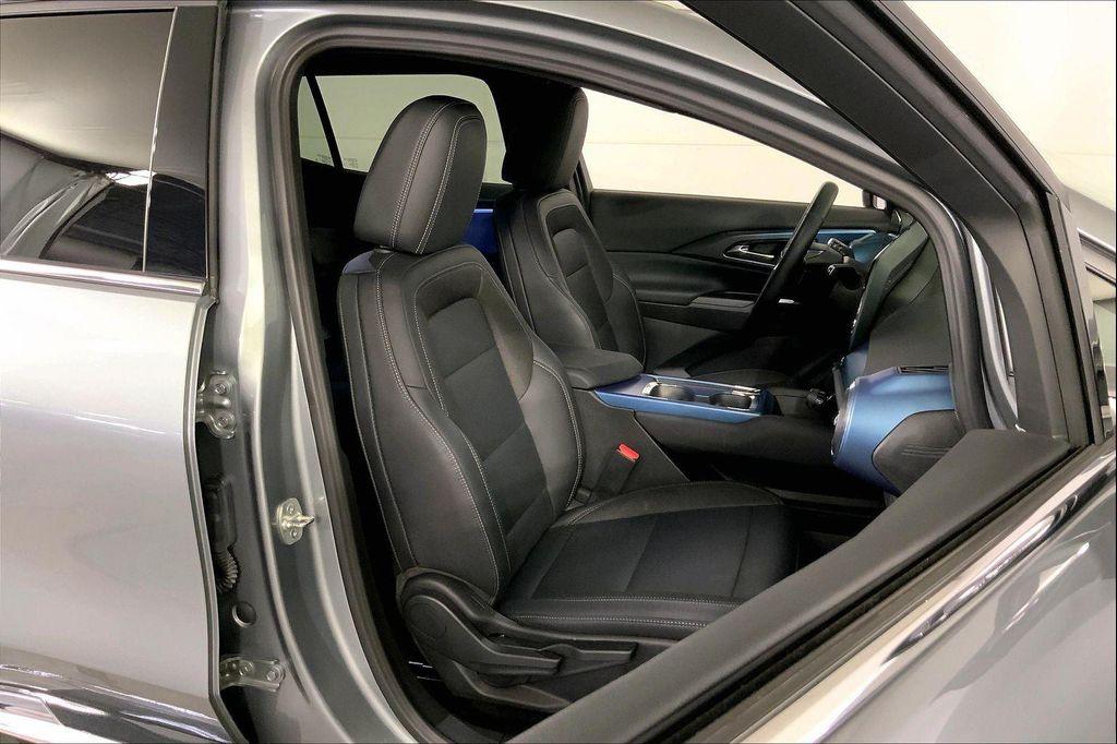 used 2025 Chevrolet Equinox EV car, priced at $23,000