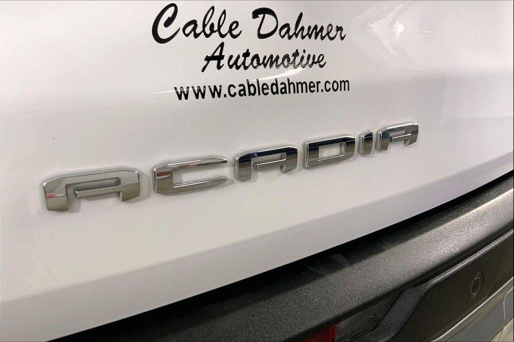 used 2025 GMC Acadia car, priced at $30,900