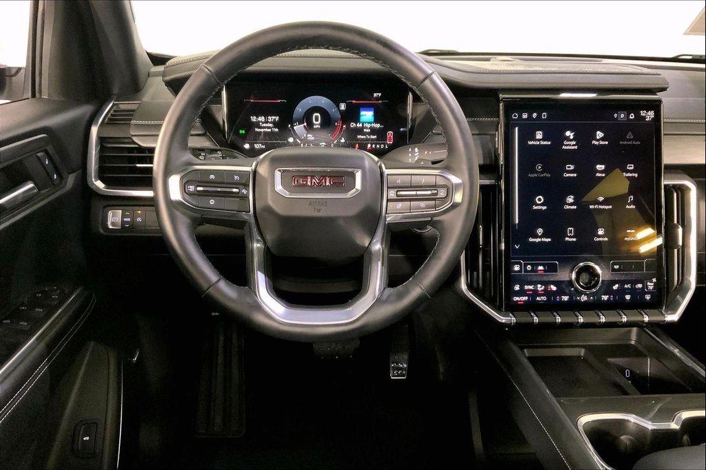 used 2025 GMC Acadia car, priced at $30,900