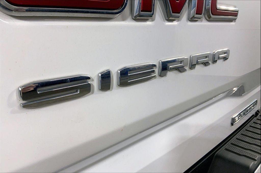 used 2024 GMC Sierra 1500 car, priced at $42,900