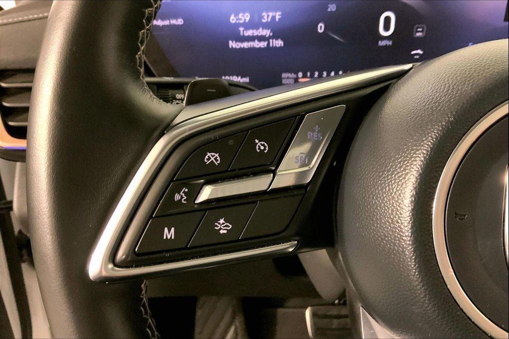 used 2025 Buick Envision car, priced at $28,900