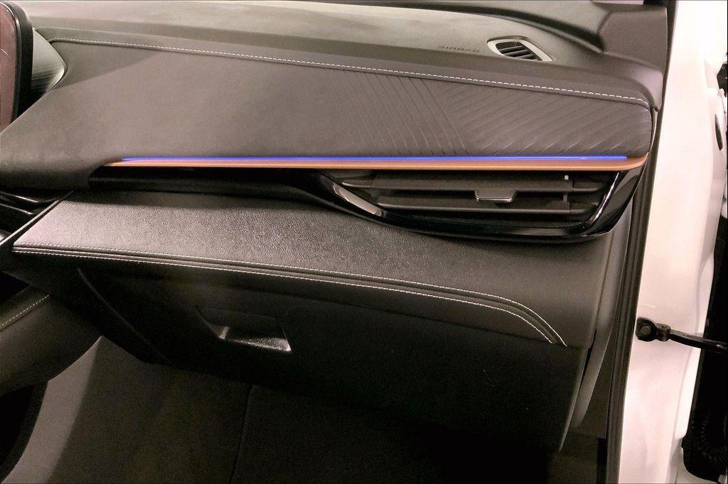 used 2025 Buick Envision car, priced at $28,900