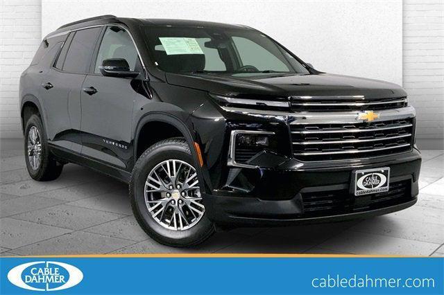 used 2025 Chevrolet Traverse car, priced at $38,000