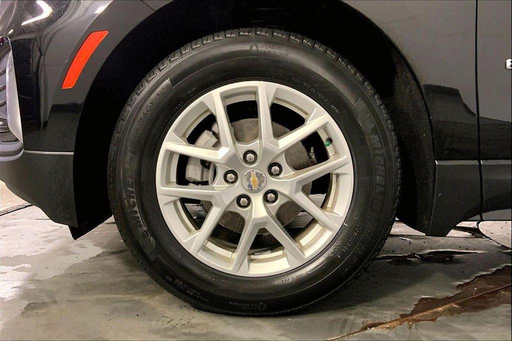 used 2022 Chevrolet Equinox car, priced at $19,300