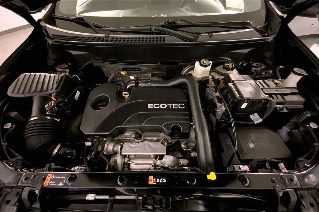 used 2022 Chevrolet Equinox car, priced at $19,300