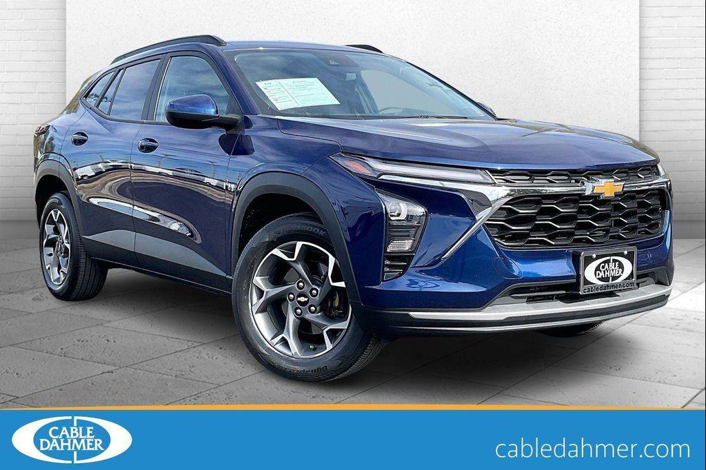 used 2024 Chevrolet Trax car, priced at $18,900