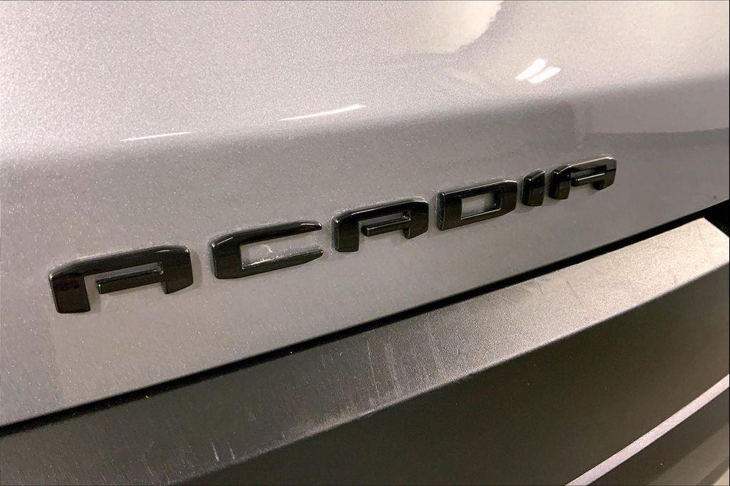used 2023 GMC Acadia car, priced at $29,900