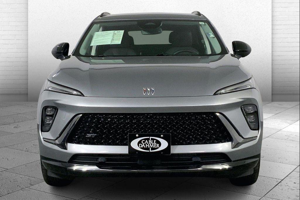 used 2025 Buick Envision car, priced at $29,900