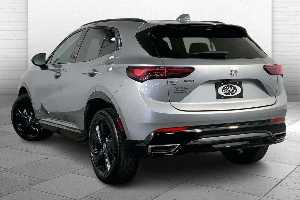 used 2025 Buick Envision car, priced at $29,900
