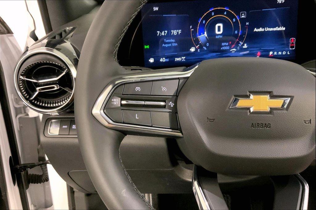 used 2025 Chevrolet Equinox car, priced at $30,300